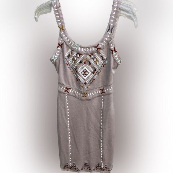 Free People Embroidered Cotton Viscose Mini Dress Tribal Accents Size XS - Picture 1 of 5